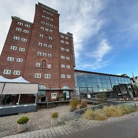 Pier 12 Im Pierspeicher Kappeln