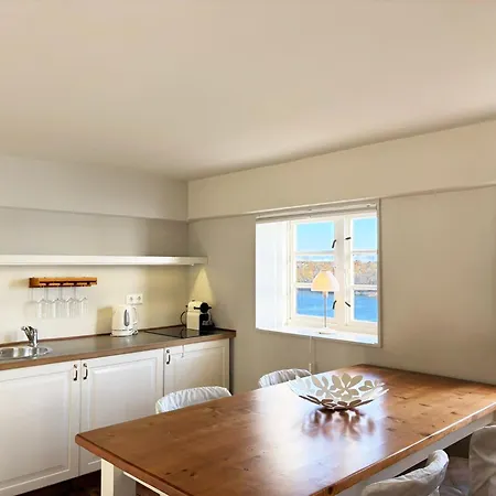 Pier 12 Im Pierspeicher